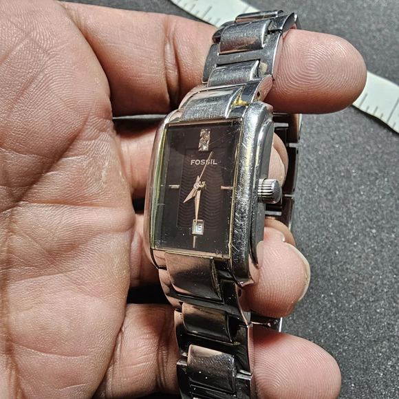 Fossil F2 Quartz Ladies Watch Rectangle Tank Date Just Diamond Accent Working he - Picture 3 of 9